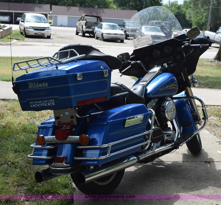 image for item K6123 1996 Harley Davidson Electra Glide Classic motorcycle