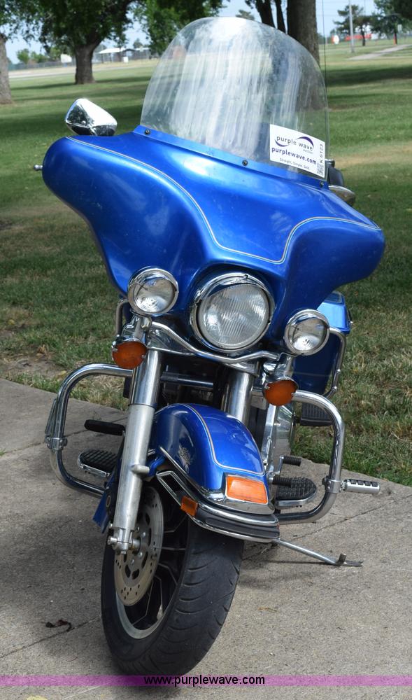 image for item K6123 1996 Harley Davidson Electra Glide Classic motorcycle