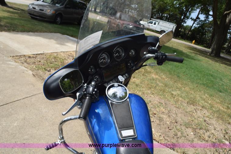 image for item K6123 1996 Harley Davidson Electra Glide Classic motorcycle