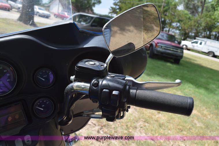 image for item K6123 1996 Harley Davidson Electra Glide Classic motorcycle