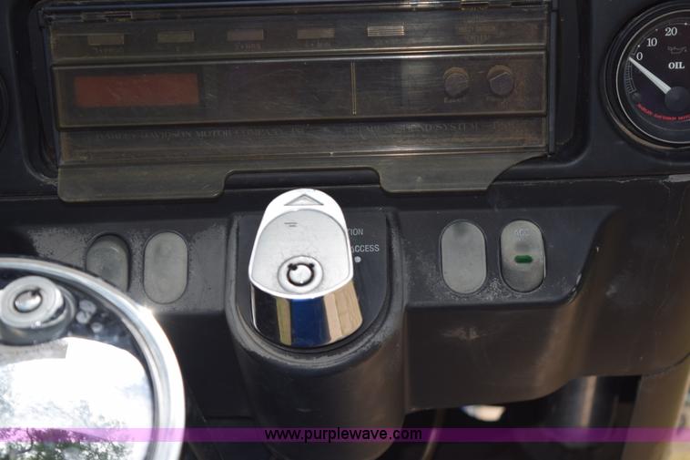 image for item K6123 1996 Harley Davidson Electra Glide Classic motorcycle