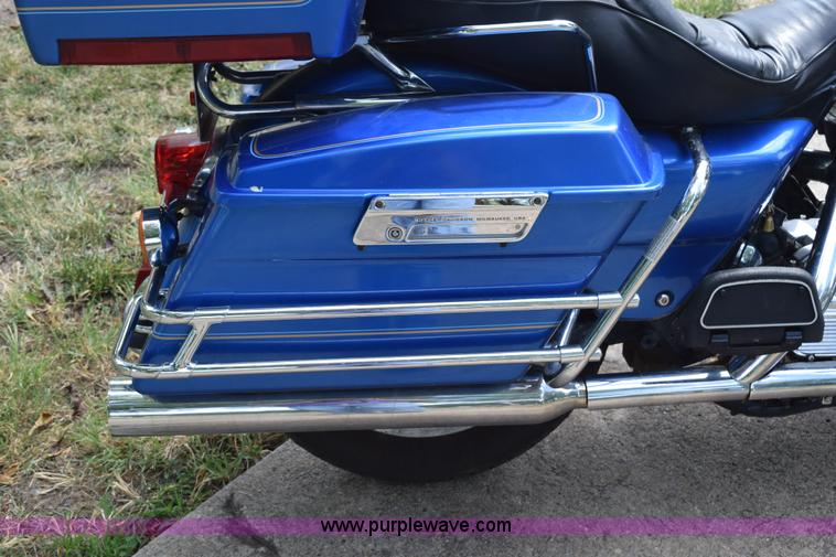 image for item K6123 1996 Harley Davidson Electra Glide Classic motorcycle