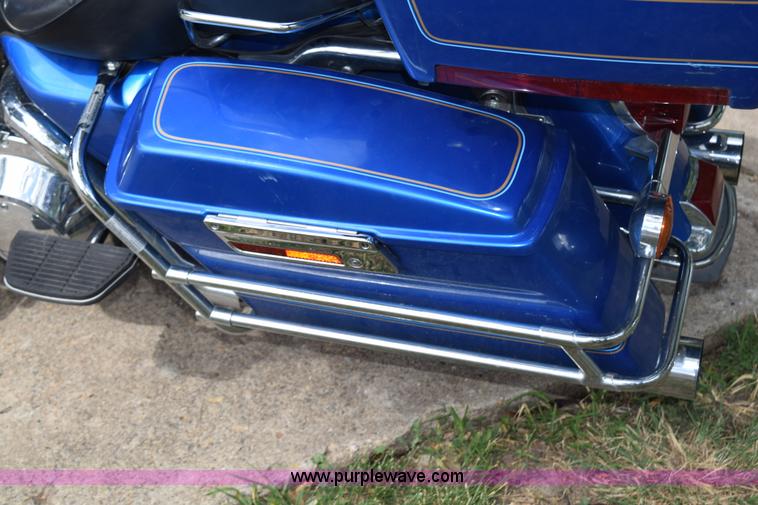 image for item K6123 1996 Harley Davidson Electra Glide Classic motorcycle