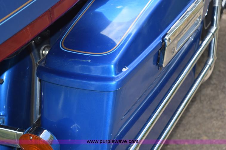 image for item K6123 1996 Harley Davidson Electra Glide Classic motorcycle