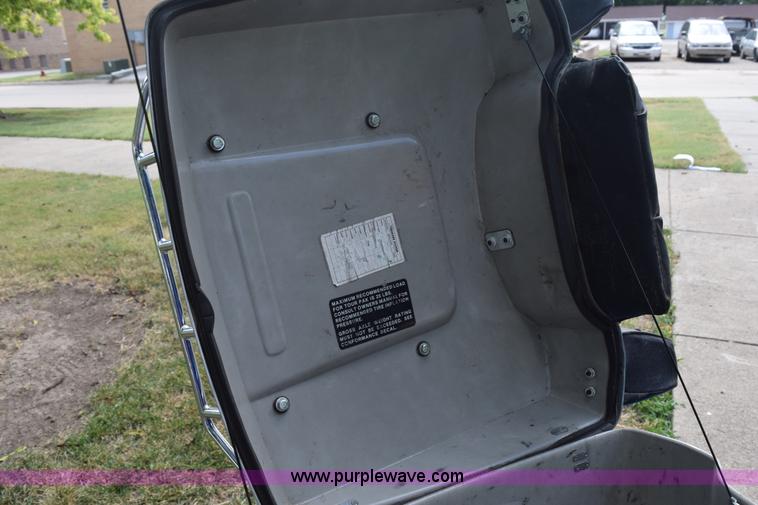 image for item K6123 1996 Harley Davidson Electra Glide Classic motorcycle