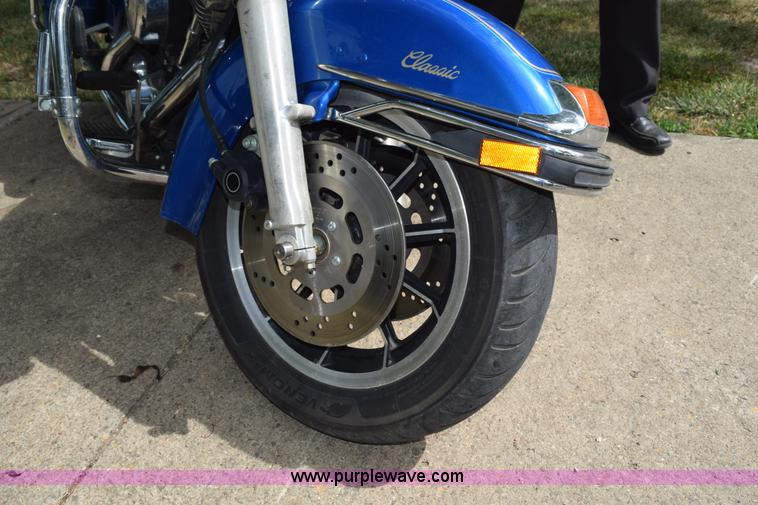 image for item K6123 1996 Harley Davidson Electra Glide Classic motorcycle