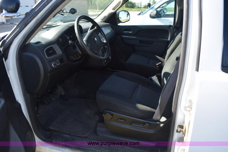 image for item K6151 2011 Chevrolet Tahoe Police SUV