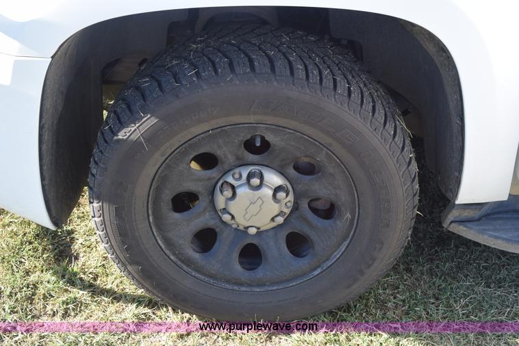 image for item K6151 2011 Chevrolet Tahoe Police SUV