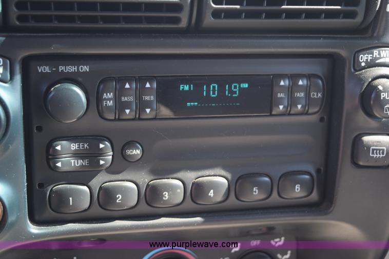 image for item K6152 1995 Ford Explorer SUV