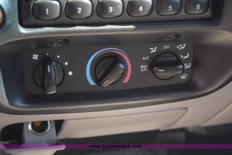 image for item K6152 1995 Ford Explorer SUV