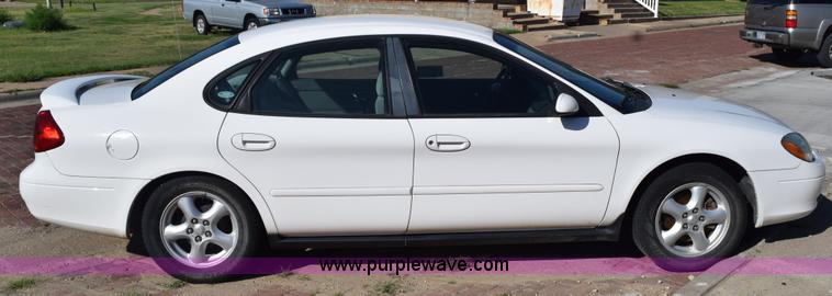 image for item K6153 2002 Ford Taurus