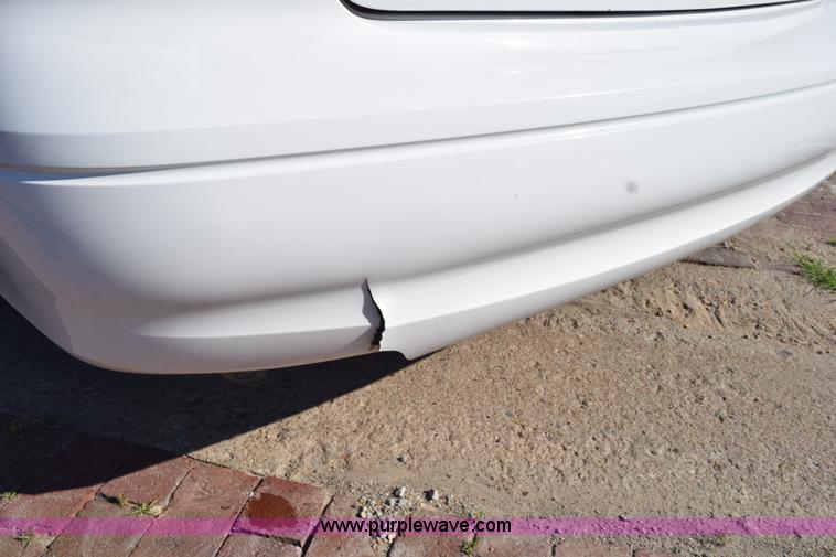 image for item K6153 2002 Ford Taurus