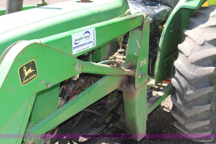 image for item K6943 1988 John Deere 1050 tractor