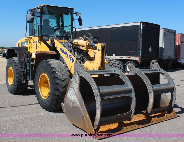 image for item K6983 2005 Komatsu WA250-5L wheel loader