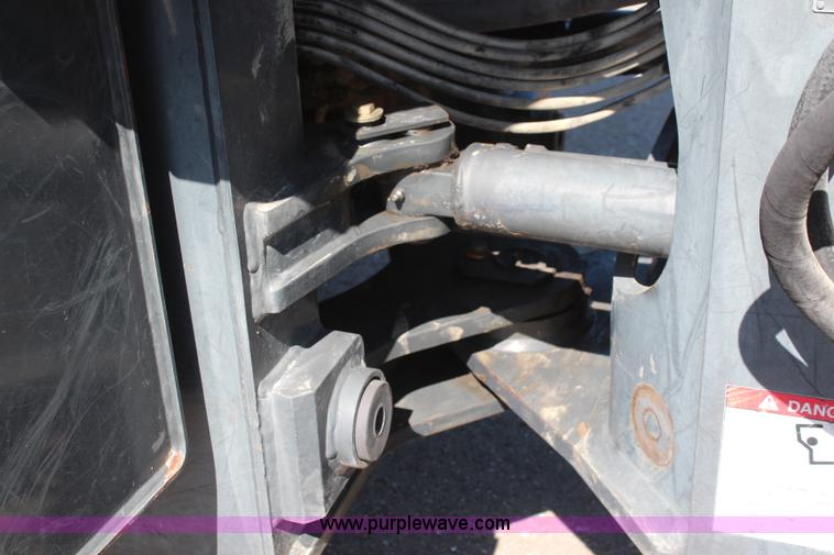 image for item K6983 2005 Komatsu WA250-5L wheel loader