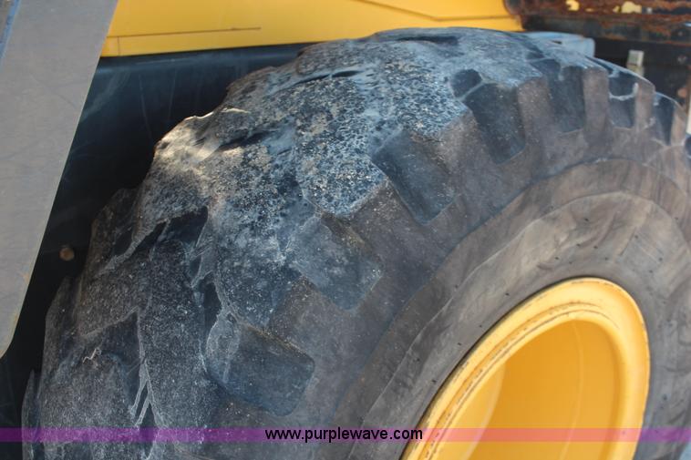 image for item K6983 2005 Komatsu WA250-5L wheel loader