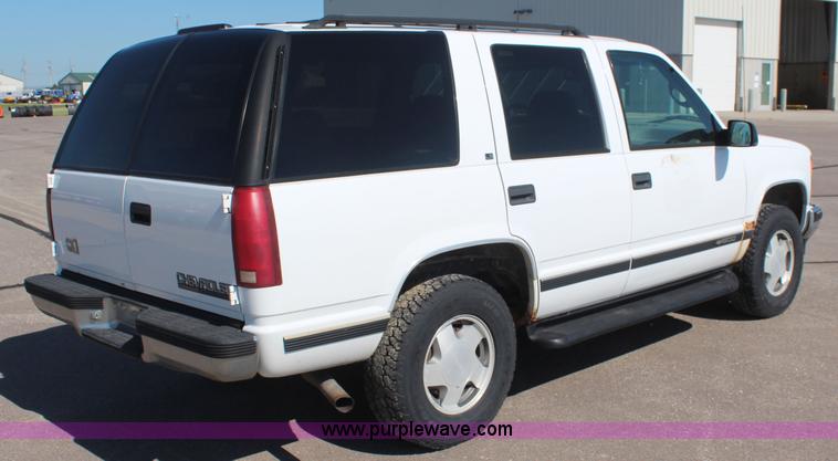 image for item K6984 1996 Chevrolet Tahoe SUV