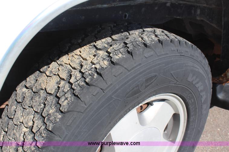 image for item K6984 1996 Chevrolet Tahoe SUV