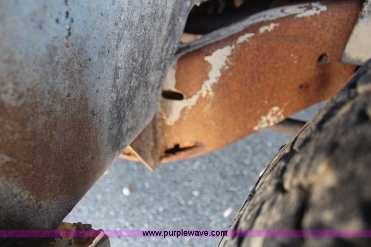 image for item K6984 1996 Chevrolet Tahoe SUV