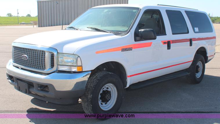 image for item K6985 2003 Ford Excursion XLT SUV