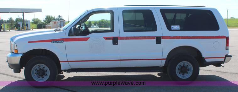 image for item K6985 2003 Ford Excursion XLT SUV