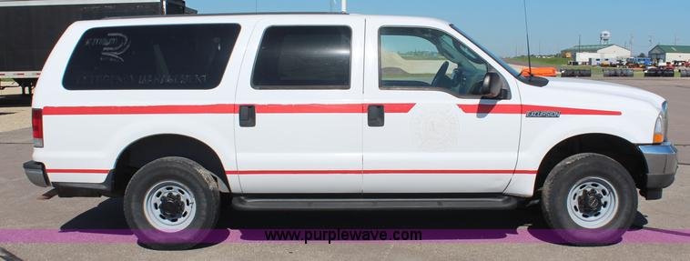image for item K6985 2003 Ford Excursion XLT SUV