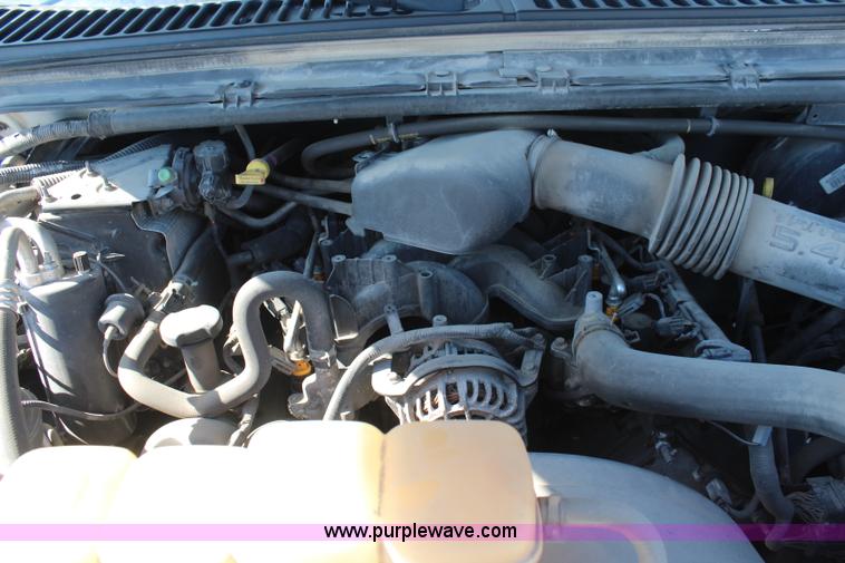 image for item K6985 2003 Ford Excursion XLT SUV