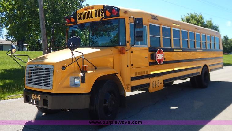 image for item K7442 2005 Freightliner FS65 Thomas school bus