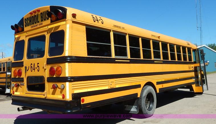 image for item K7442 2005 Freightliner FS65 Thomas school bus