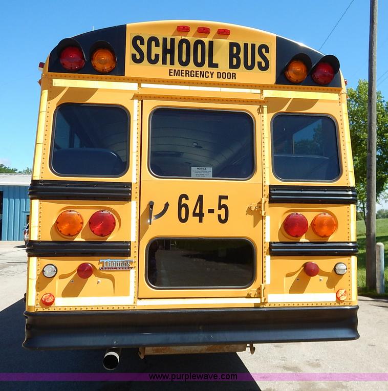 image for item K7442 2005 Freightliner FS65 Thomas school bus