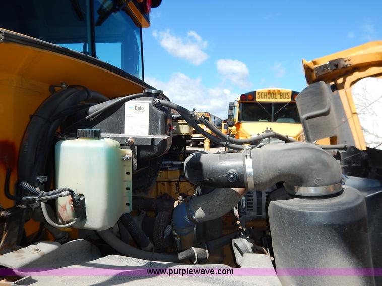 image for item K7442 2005 Freightliner FS65 Thomas school bus