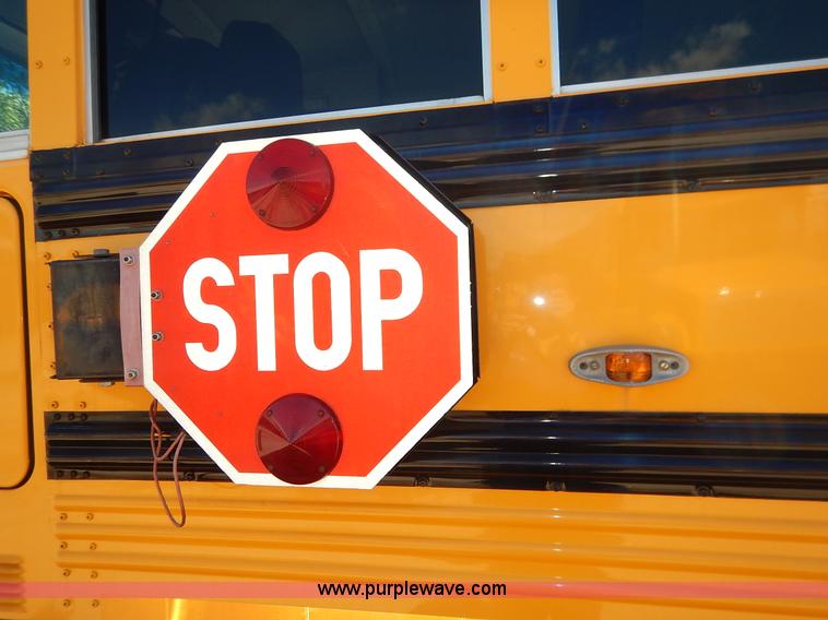 image for item K7442 2005 Freightliner FS65 Thomas school bus