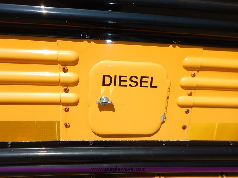 image for item K7442 2005 Freightliner FS65 Thomas school bus