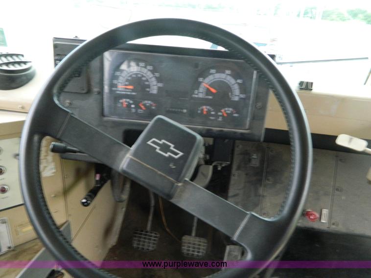 image for item K8138 1995 Blue Bird B7 school bus