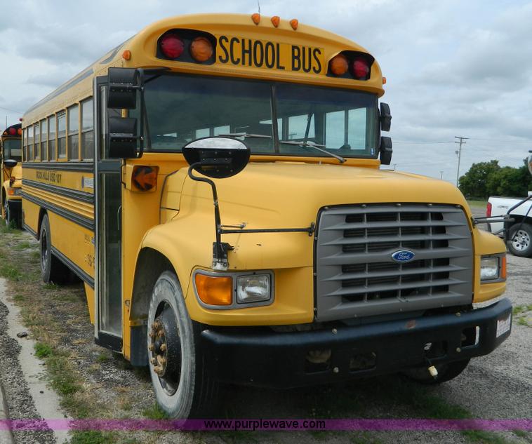 image for item K8139 1996 Blue Bird B800 school bus