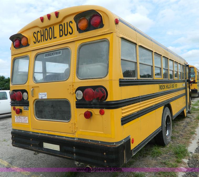 image for item K8139 1996 Blue Bird B800 school bus