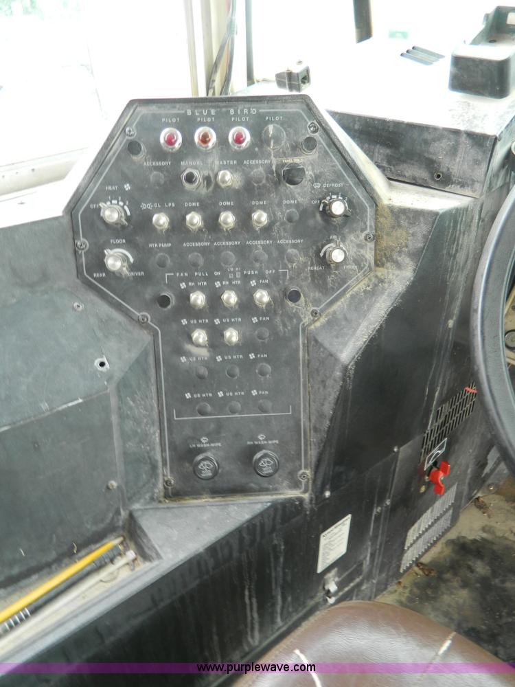 image for item K8139 1996 Blue Bird B800 school bus