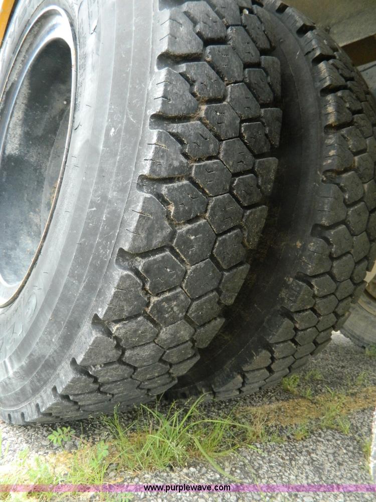 image for item K8140 1997 Ford Carpenter school bus