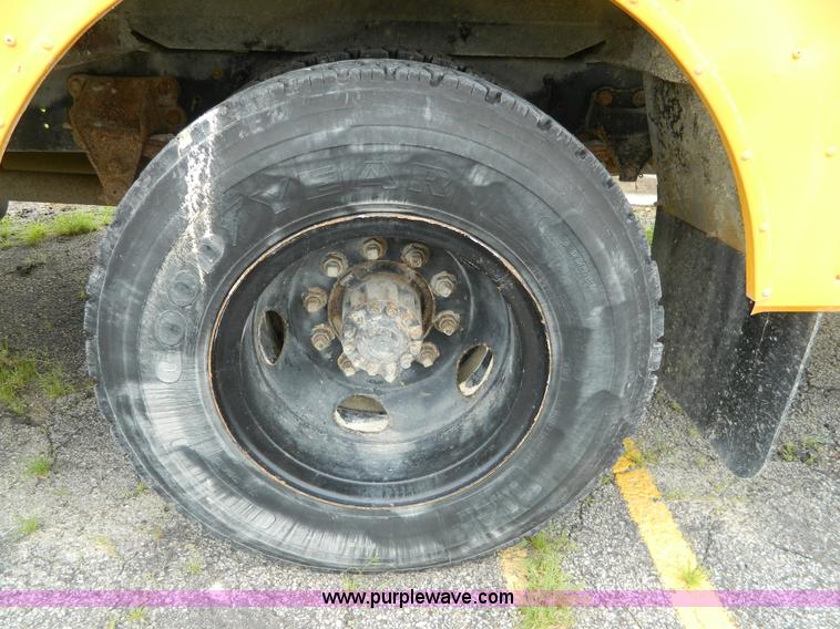 image for item K8140 1997 Ford Carpenter school bus