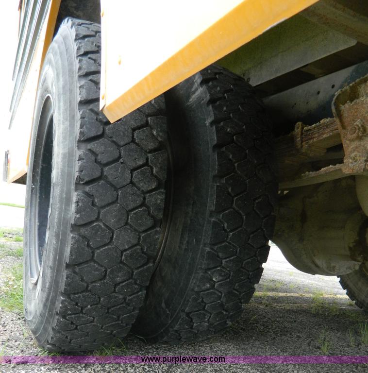 image for item K8140 1997 Ford Carpenter school bus