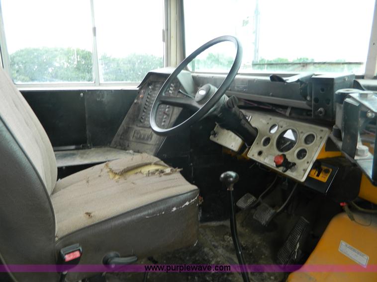 image for item K8140 1997 Ford Carpenter school bus