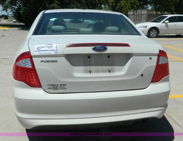 image for item K8141 2010 Ford Fusion S