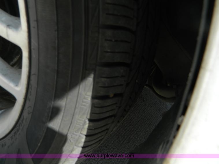 image for item K8141 2010 Ford Fusion S