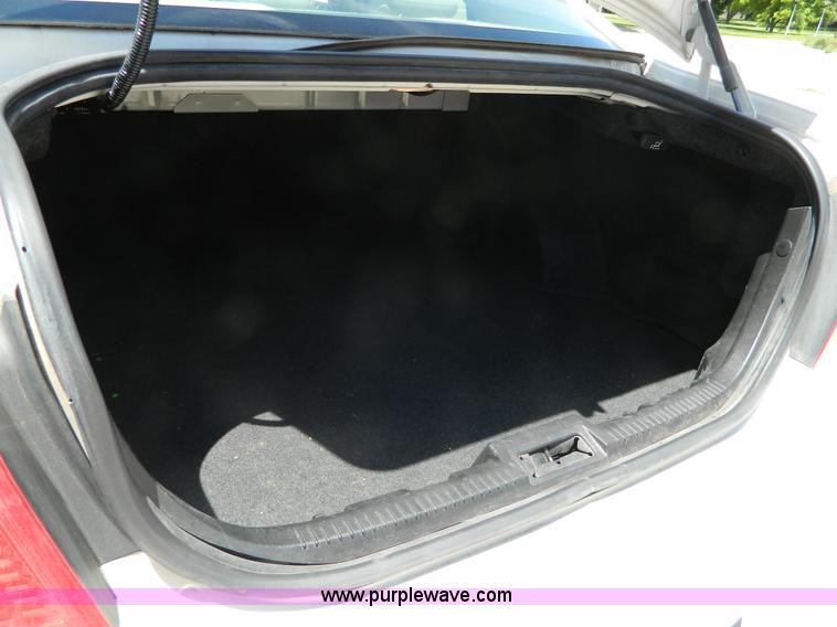 image for item K8141 2010 Ford Fusion S