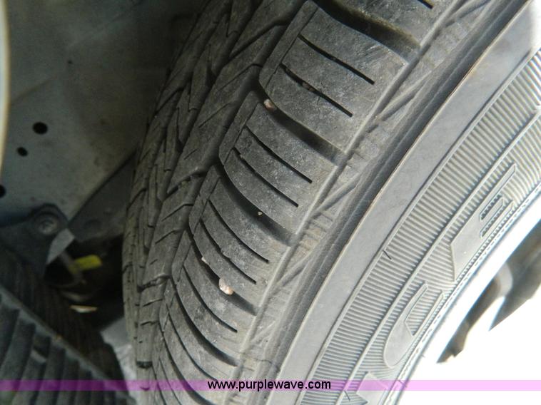 image for item K8142 2010 Ford Fusion S