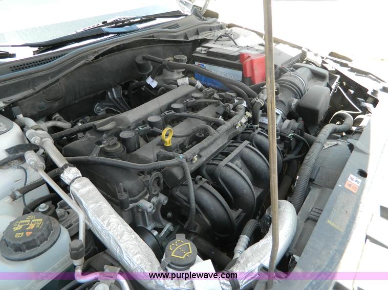 image for item K8142 2010 Ford Fusion S