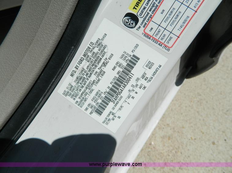 image for item K8142 2010 Ford Fusion S