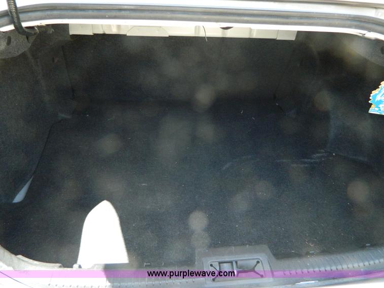 image for item K8142 2010 Ford Fusion S