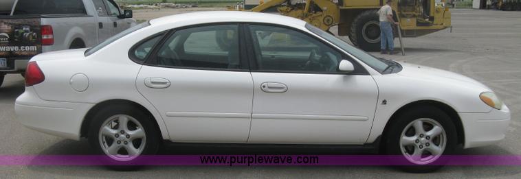 image for item K8683 2002 Ford Taurus SES