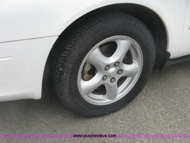 image for item K8683 2002 Ford Taurus SES